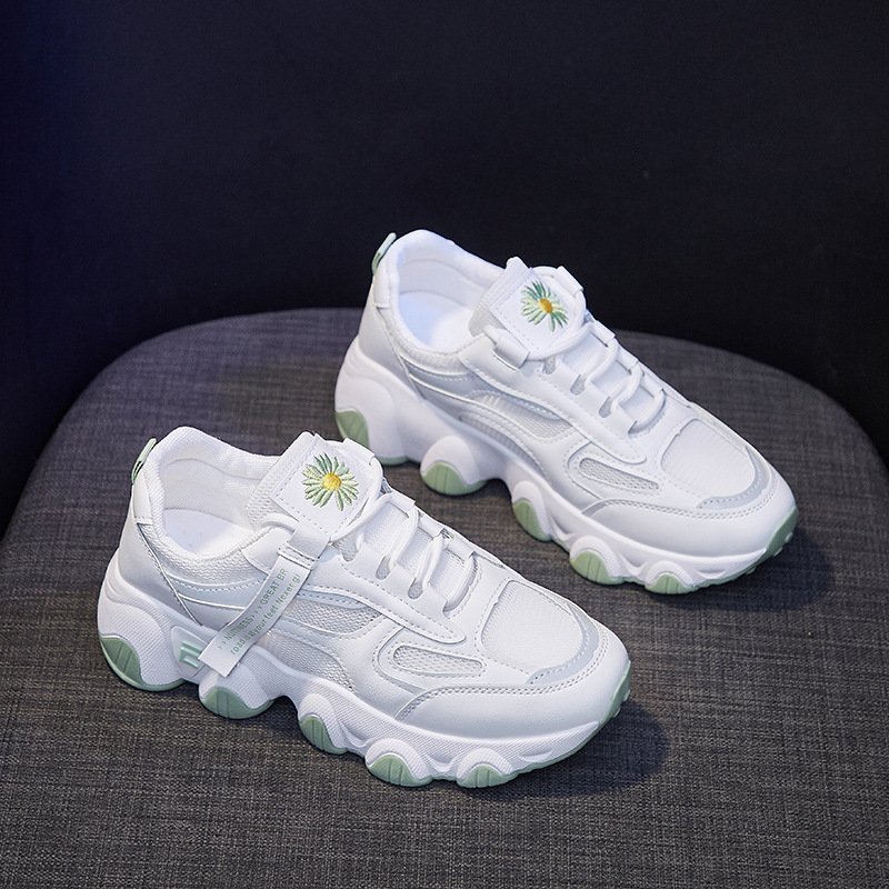 2020 spring and summer new breathable sports shoes female student running board shoes female flat casual shoes